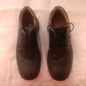 Mens dress shoes